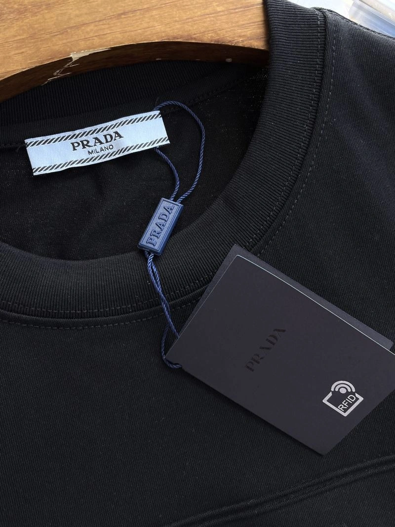 Stretchable Prada T-Shirts 169229