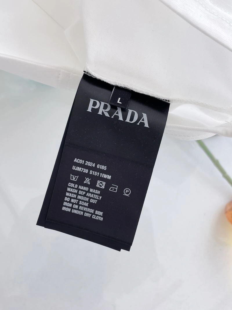 UrbanChic Prada T-Shirts 169348