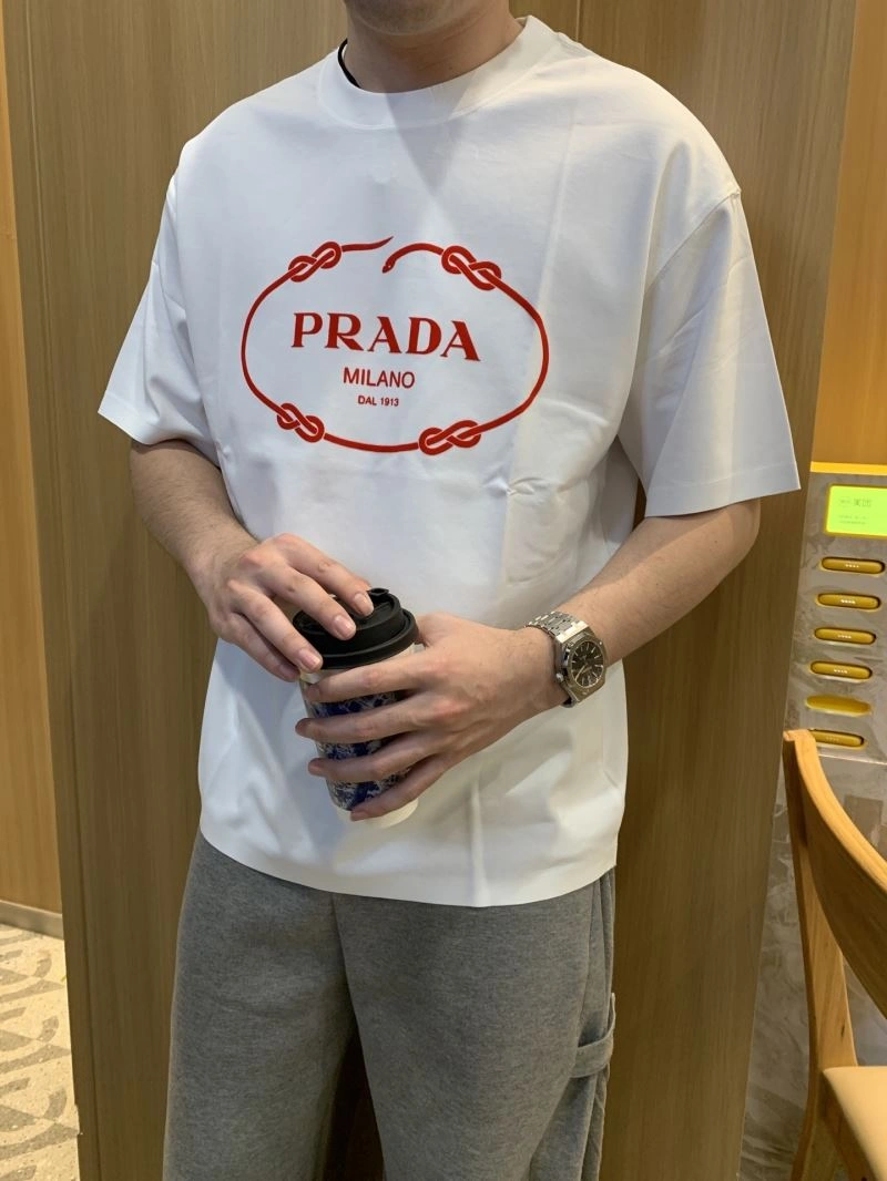 FashionForward Prada T-Shirts 169250