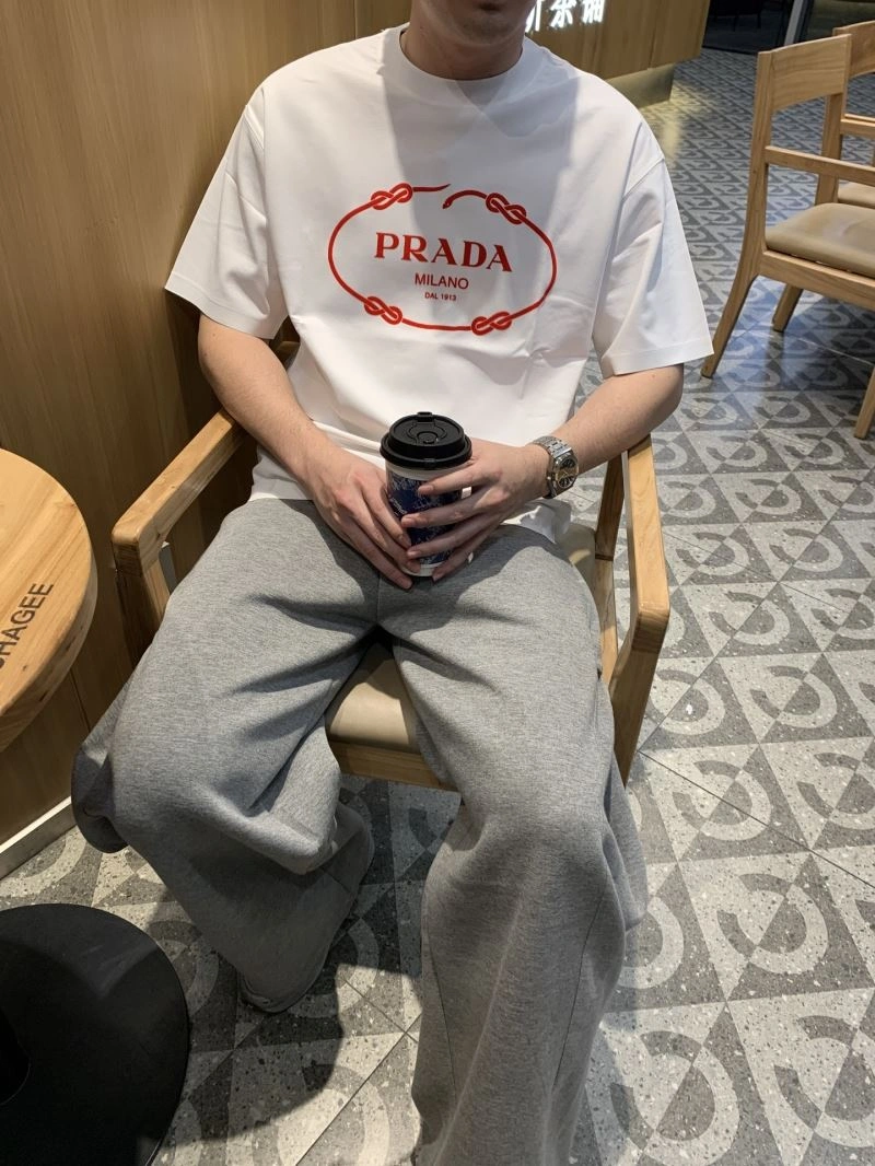 FashionForward Prada T-Shirts 169250