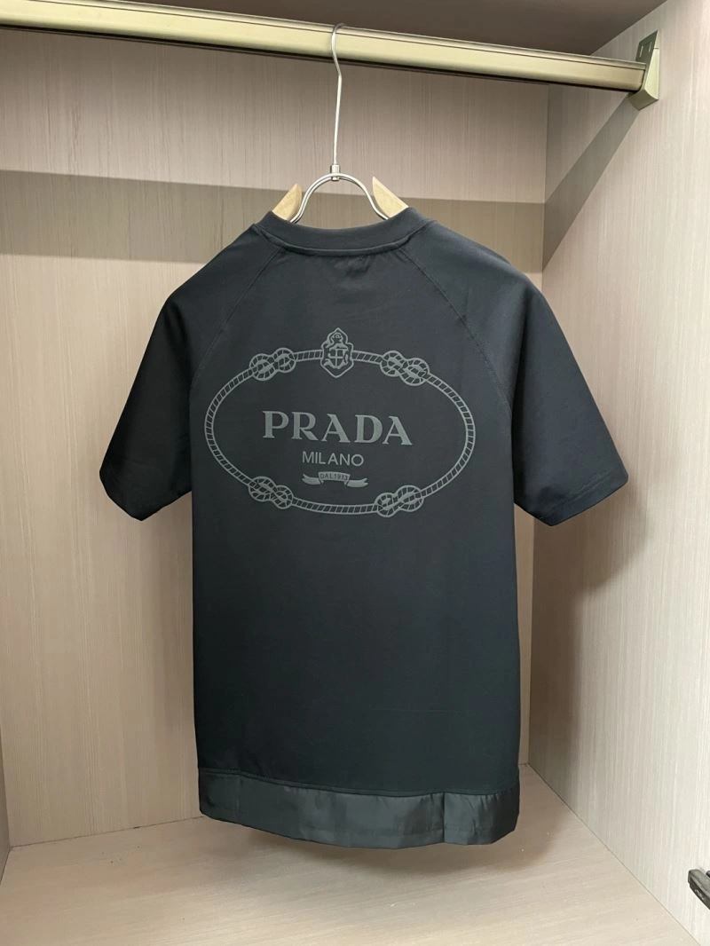 Stretchable Prada T-Shirts 169249