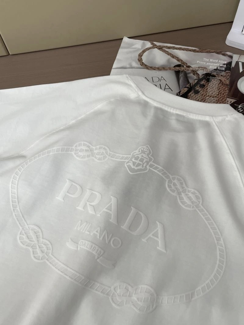 Stretchable Prada T-Shirts 169249