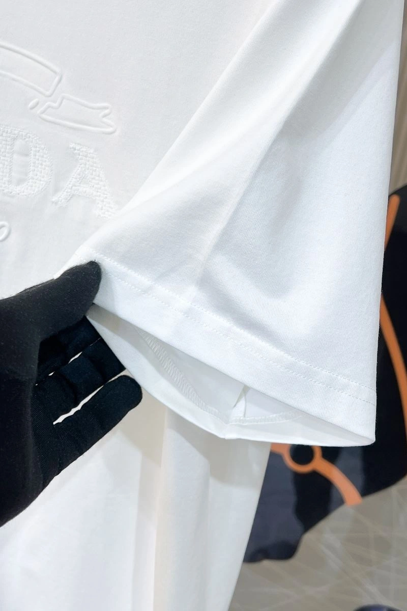 MultiPurpose Prada T-Shirts 169217