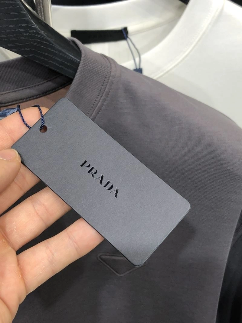 Trendy Prada T-Shirts 169216
