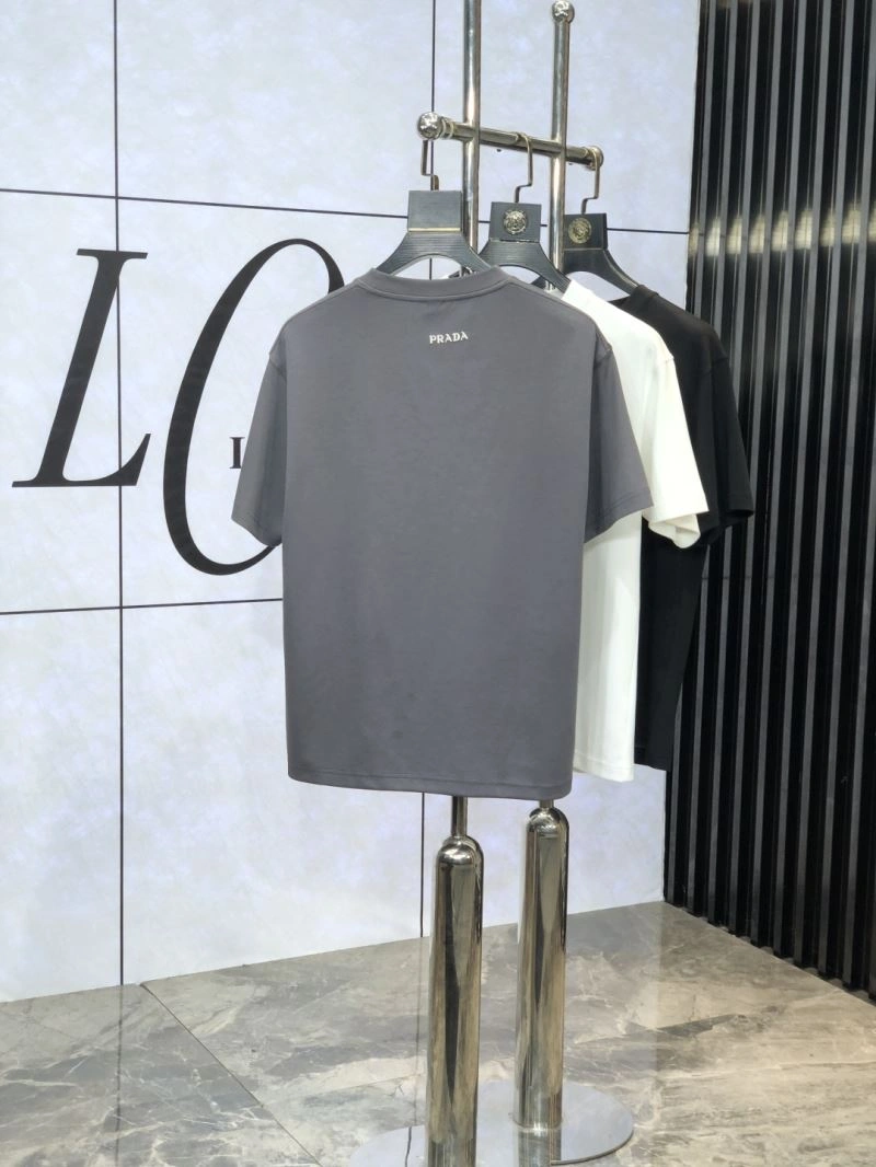 Trendy Prada T-Shirts 169216