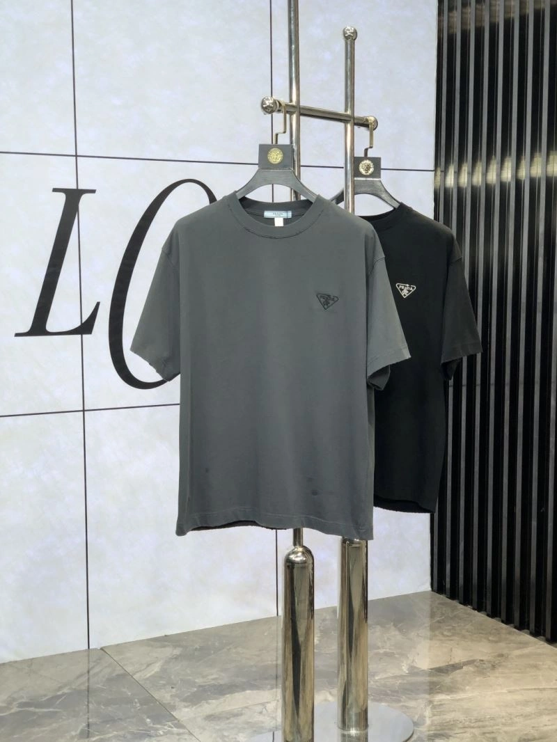 Resilient Prada T-Shirts 169202