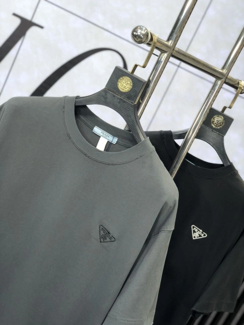 Resilient Prada T-Shirts 169202