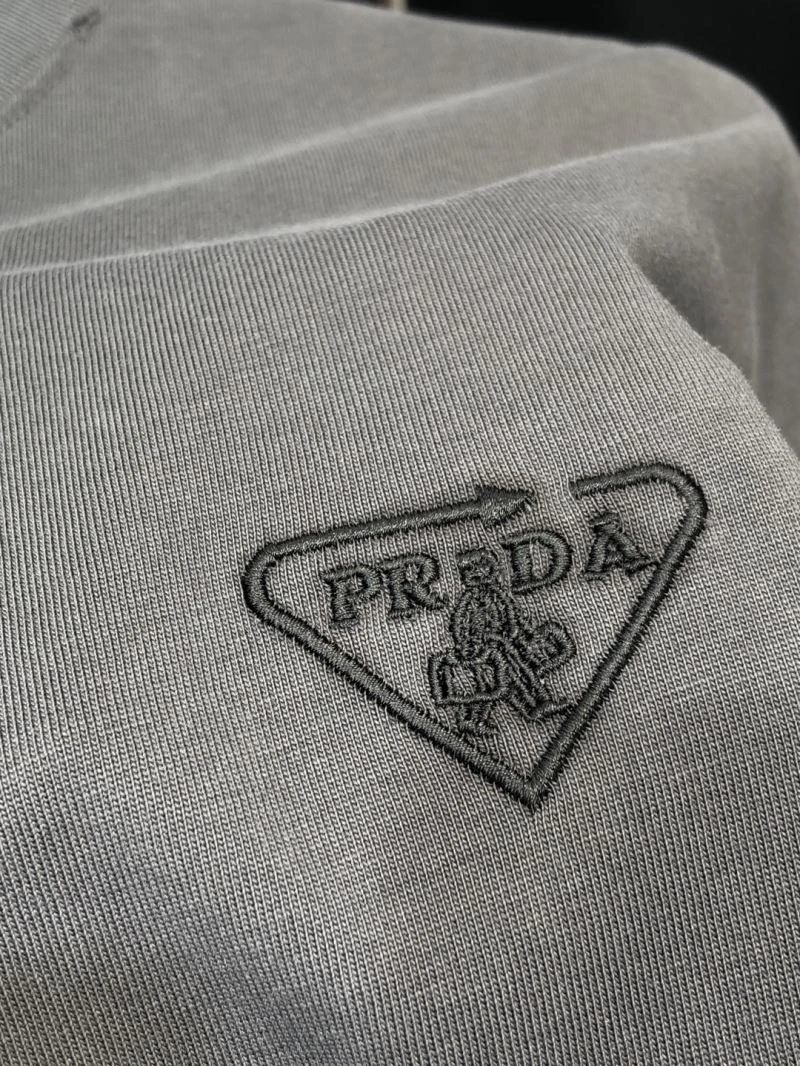 Resilient Prada T-Shirts 169202