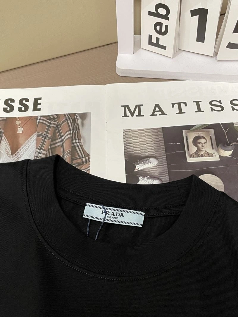 Prada T-Shirts DailyWear 169204