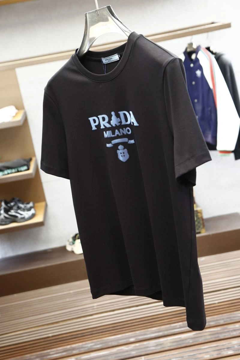 Prada T-Shirts Sleek 169205