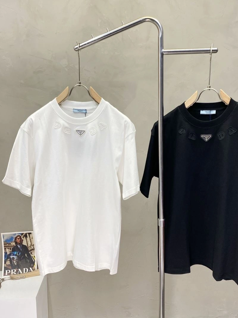 Lightweight Prada T-Shirts 169209