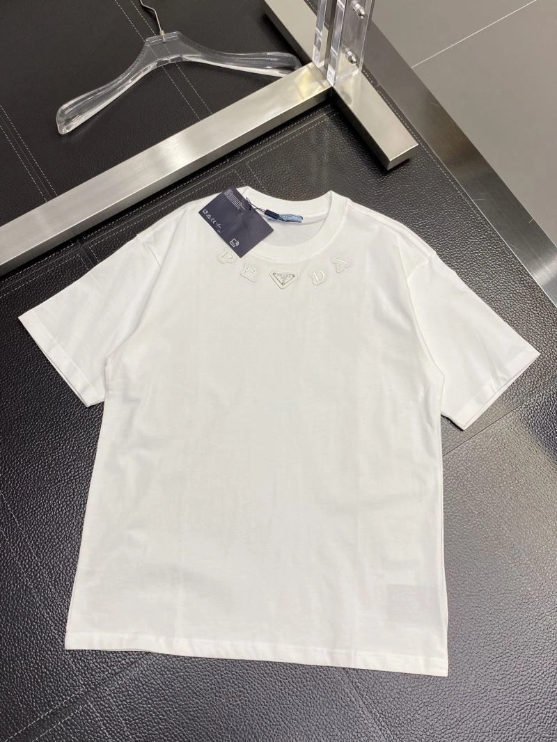 Lightweight Prada T-Shirts 169209
