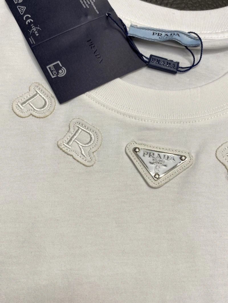 Lightweight Prada T-Shirts 169209