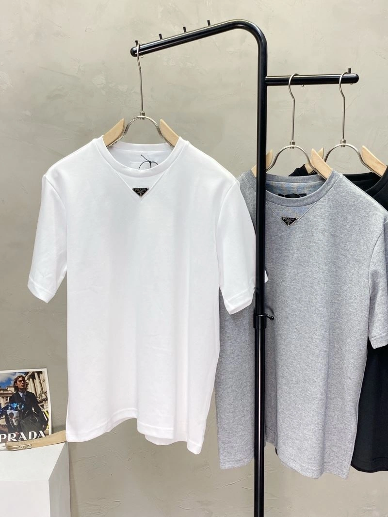 Original Prada T-Shirts 169184