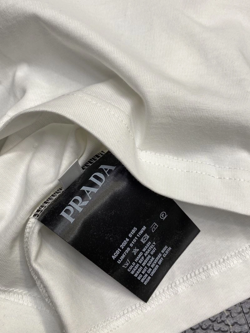 Prada T-Shirts ZeroBulk 169179