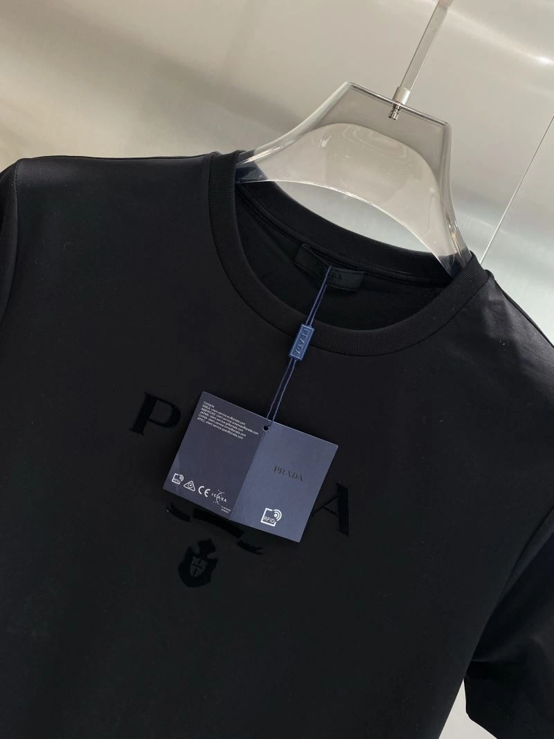 RelaxedFit Prada T-Shirts 169178