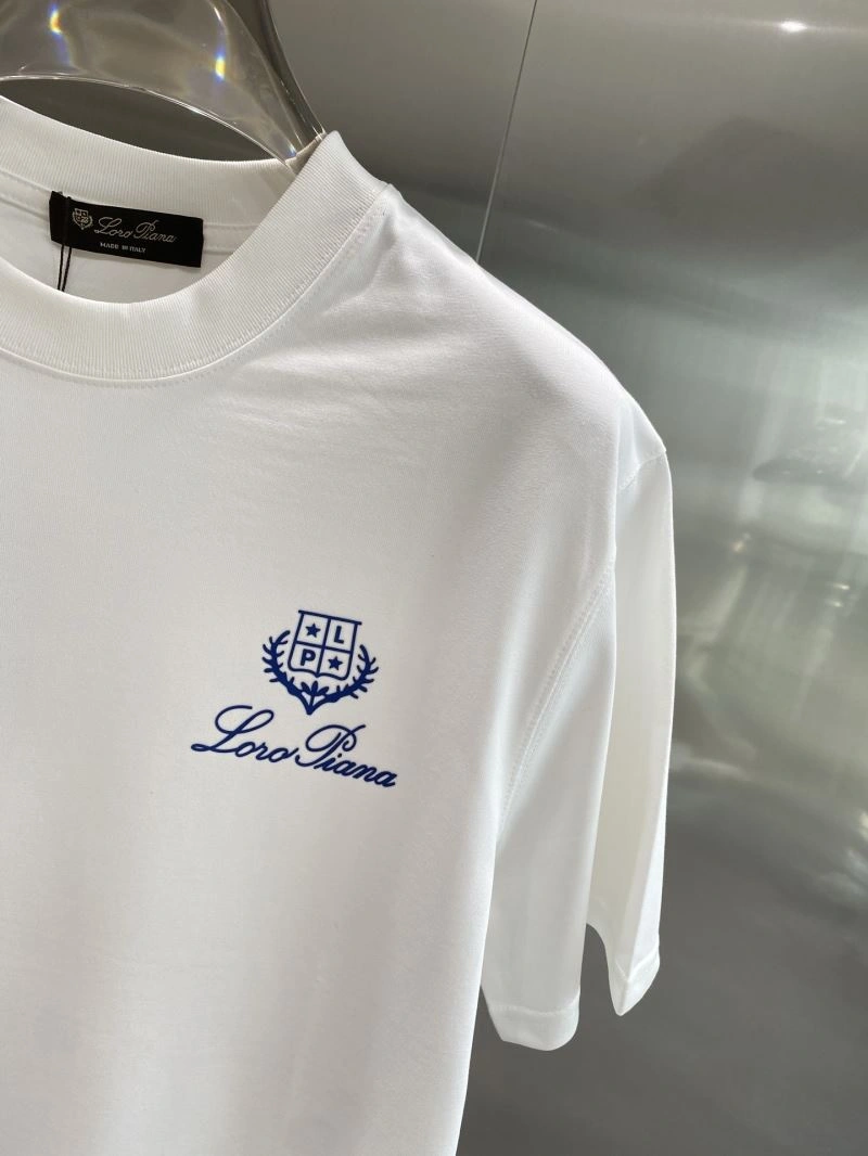 Prada T-Shirts Timeless 169172