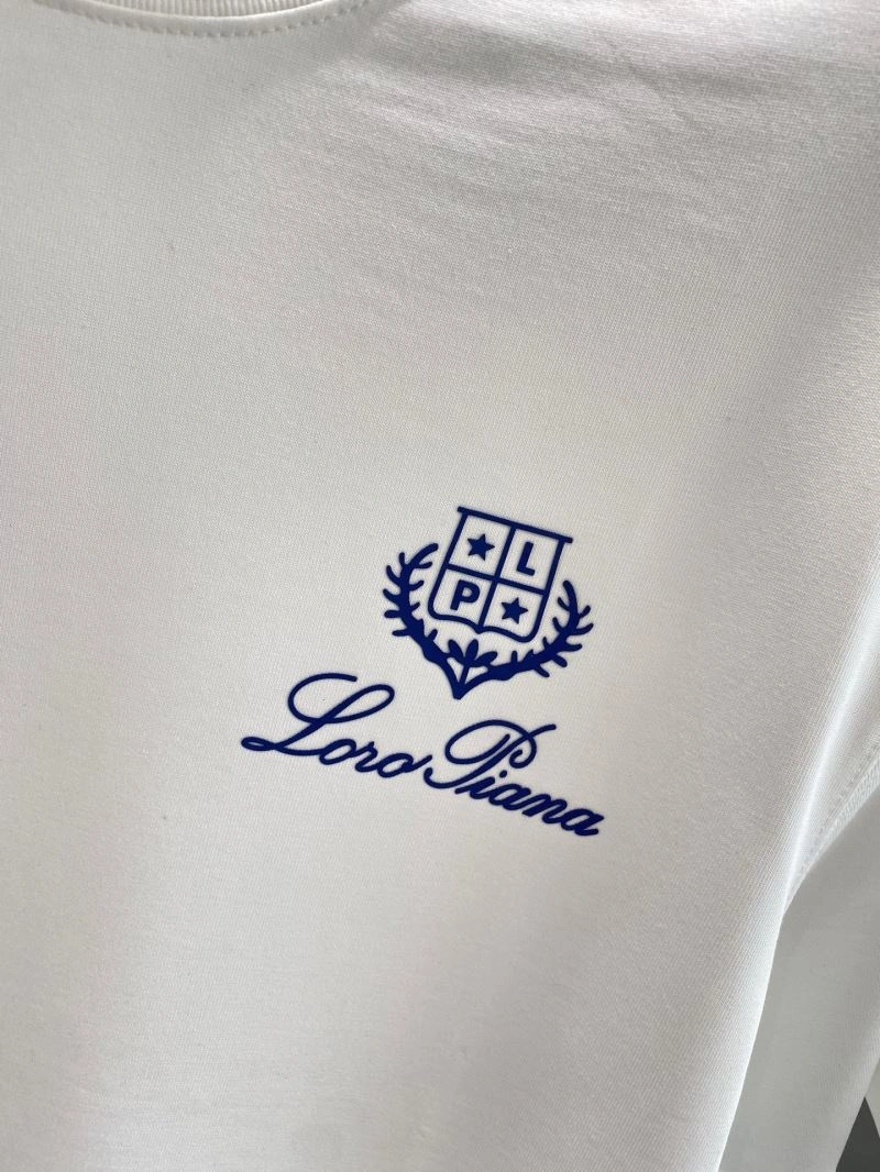 Prada T-Shirts Timeless 169172