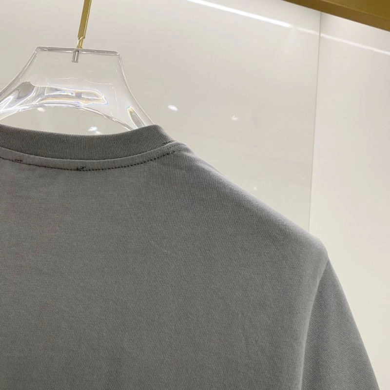 Prada T-Shirts Sleek 169161