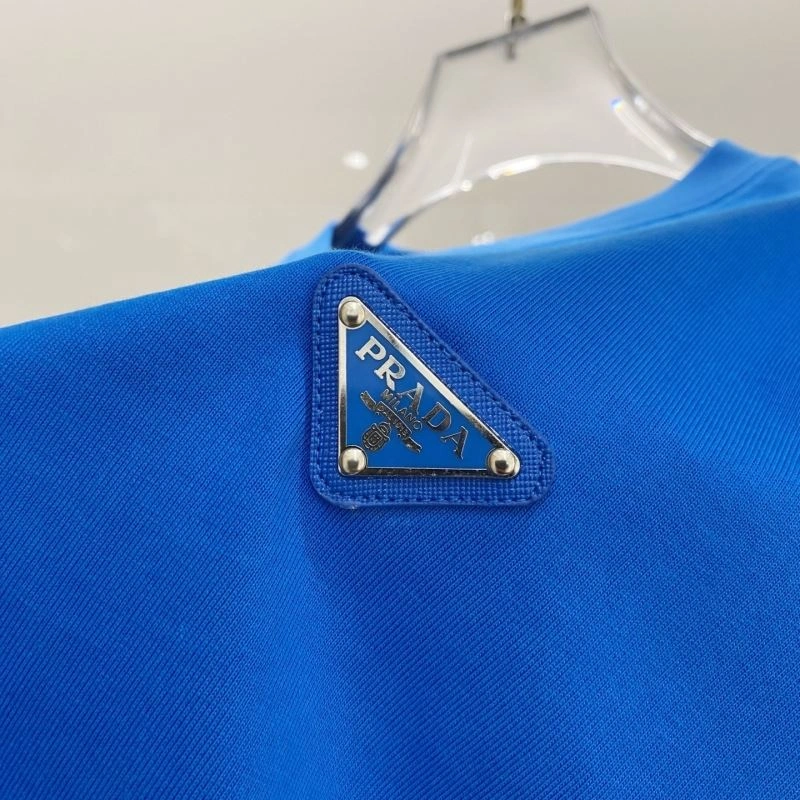 Prada T-Shirts Timeless 169160
