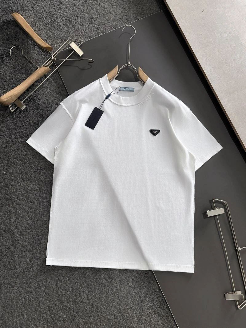 Prada T-Shirts UrbanStyle 169156