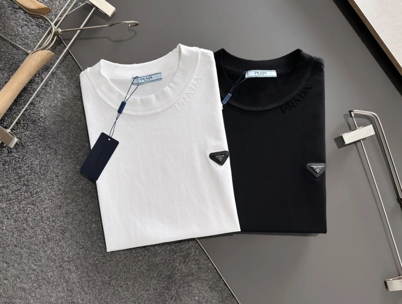 Prada T-Shirts UrbanStyle 169156