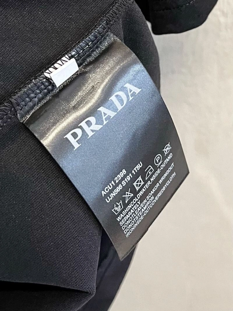 Prada T-Shirts Bold 169155