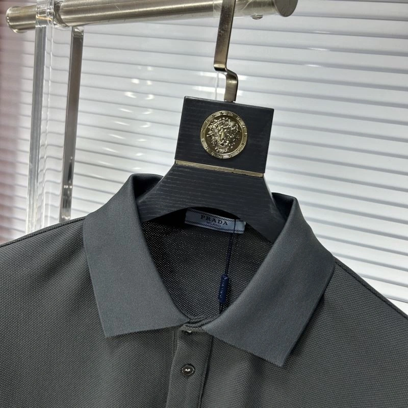 Premium Prada T-Shirts 169144