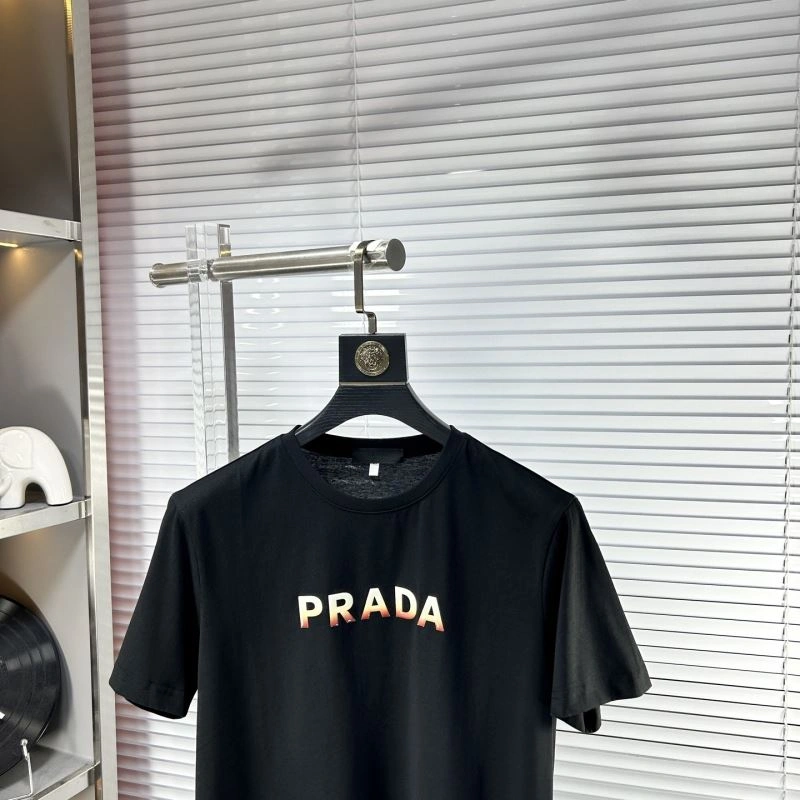 Prada T-Shirts FreshLook 169138