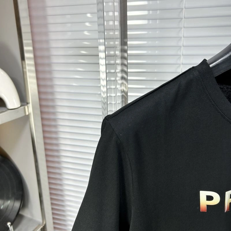 Prada T-Shirts FreshLook 169138