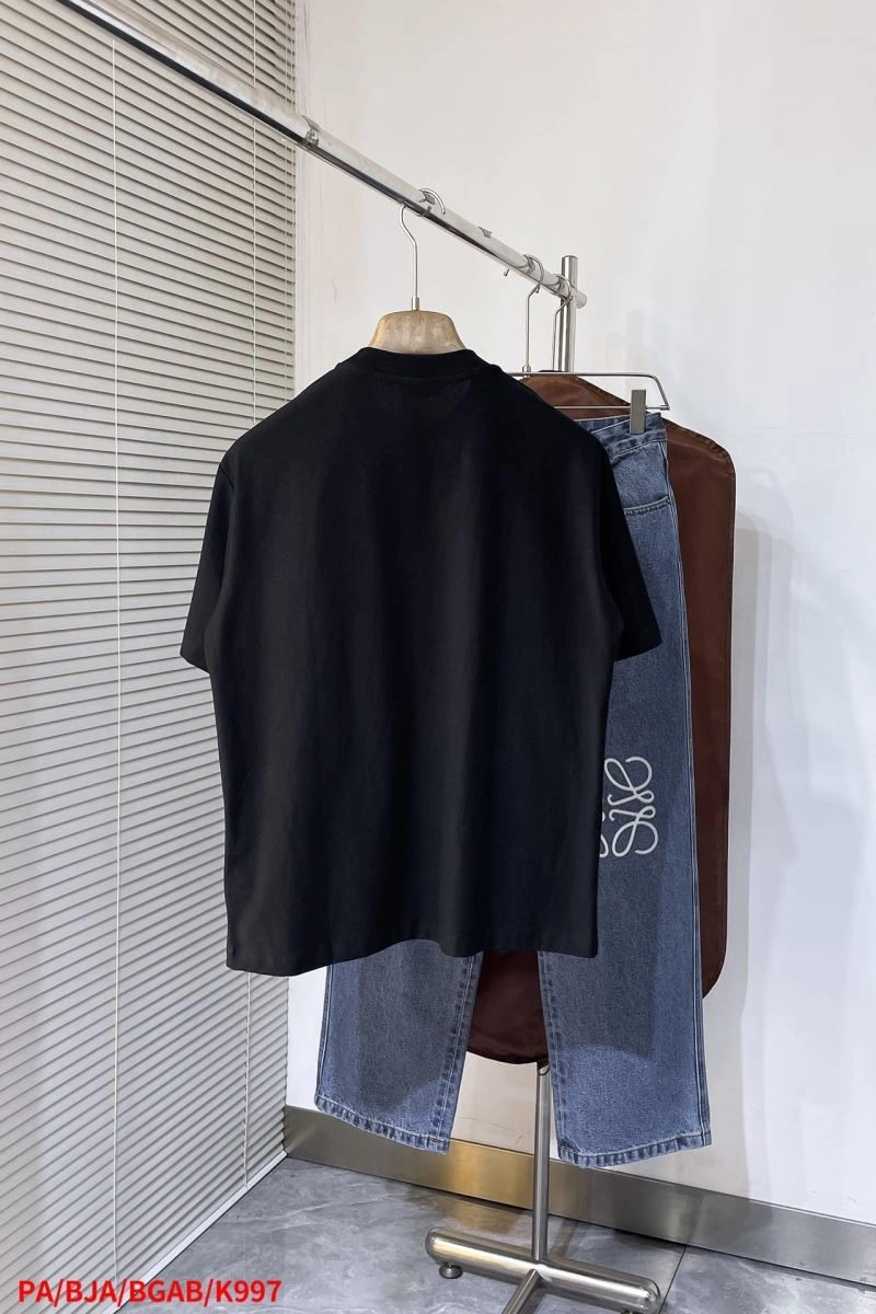 Prada T-Shirts Sleek 169142
