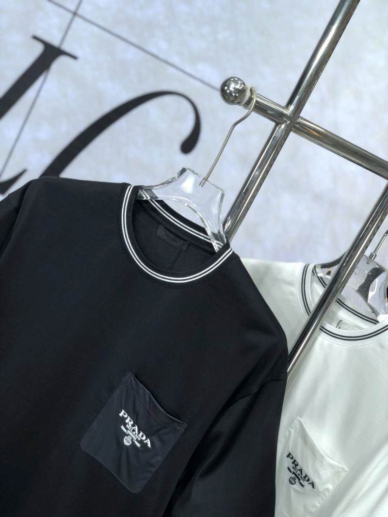 Stylish Prada T-Shirts 169162