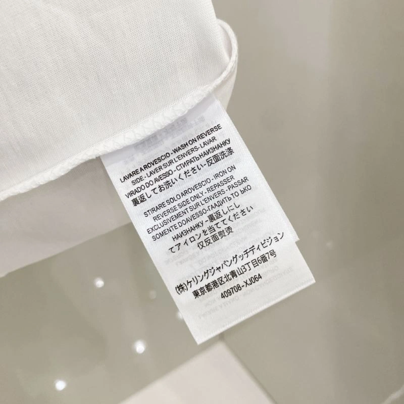 Prada T-Shirts Breathable 169128