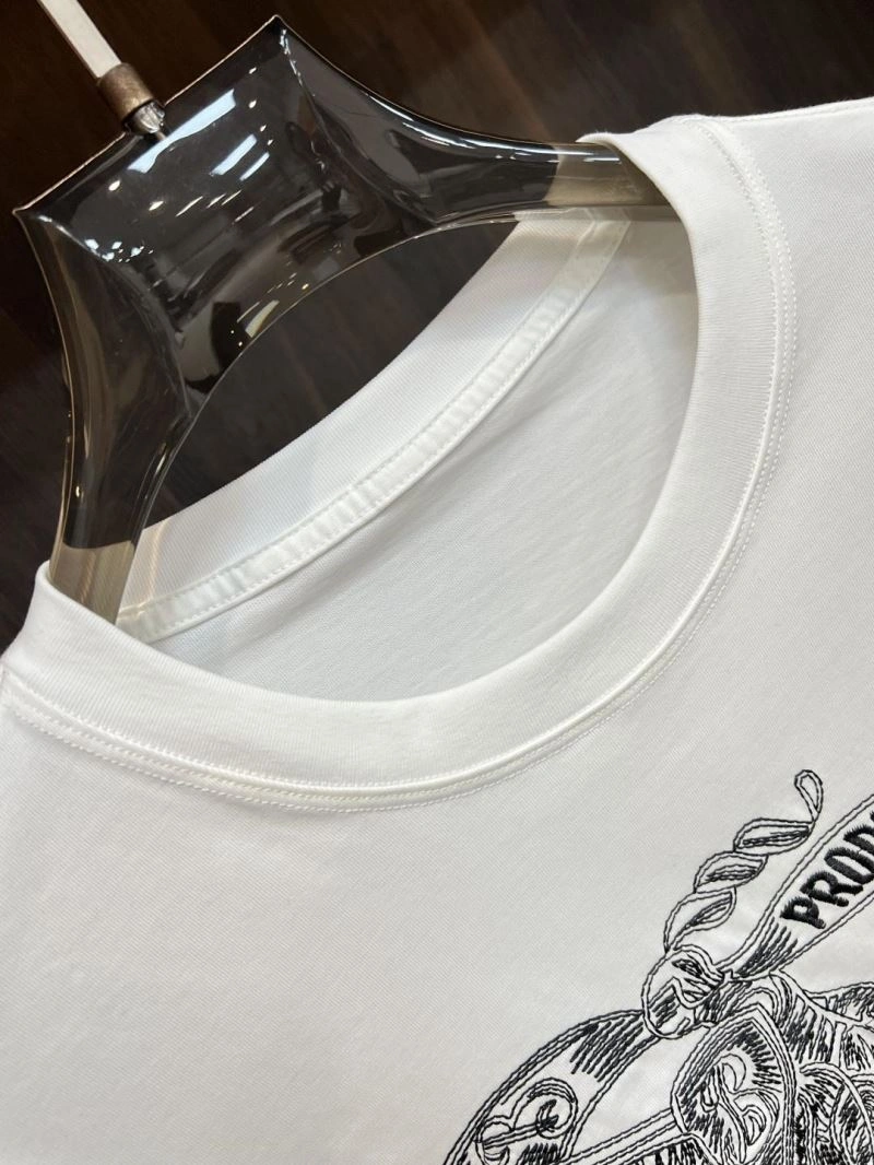 Elegant Prada T-Shirts 169130