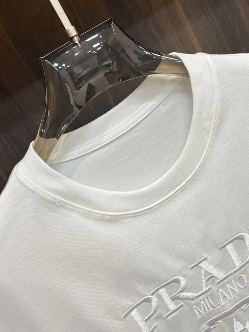 Original Prada T-Shirts 169133