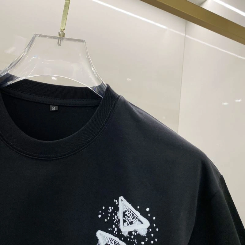 Prada T-Shirts FreshLook 169129