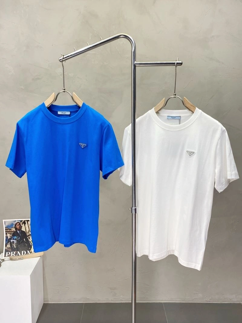 Contemporary Prada T-Shirts 169127