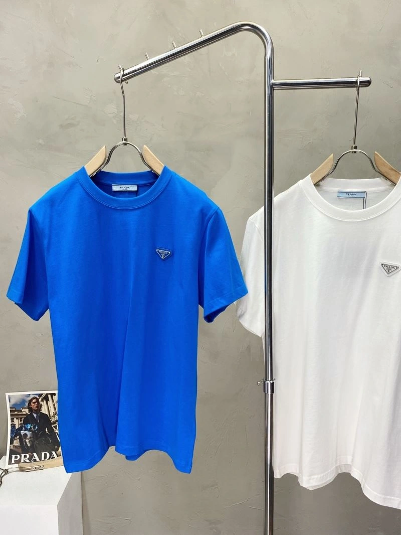 Contemporary Prada T-Shirts 169127