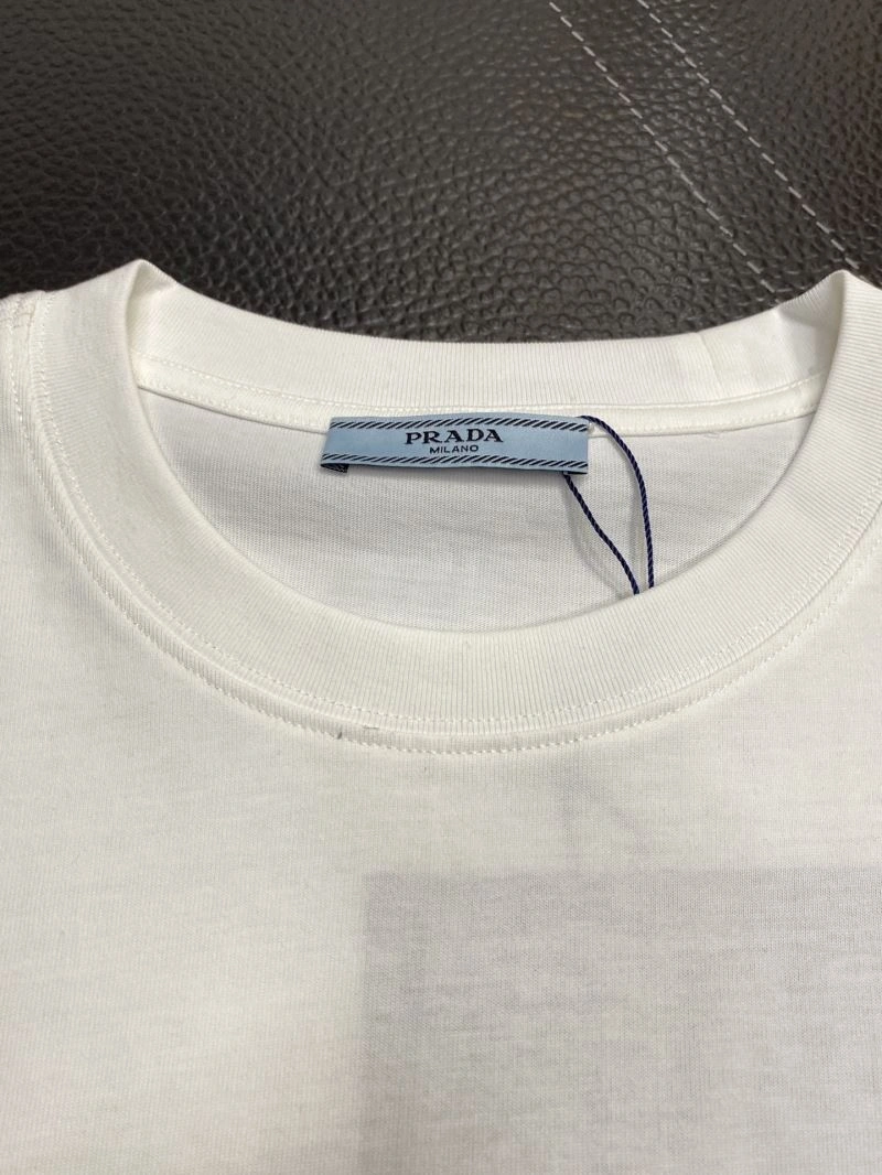 Contemporary Prada T-Shirts 169127