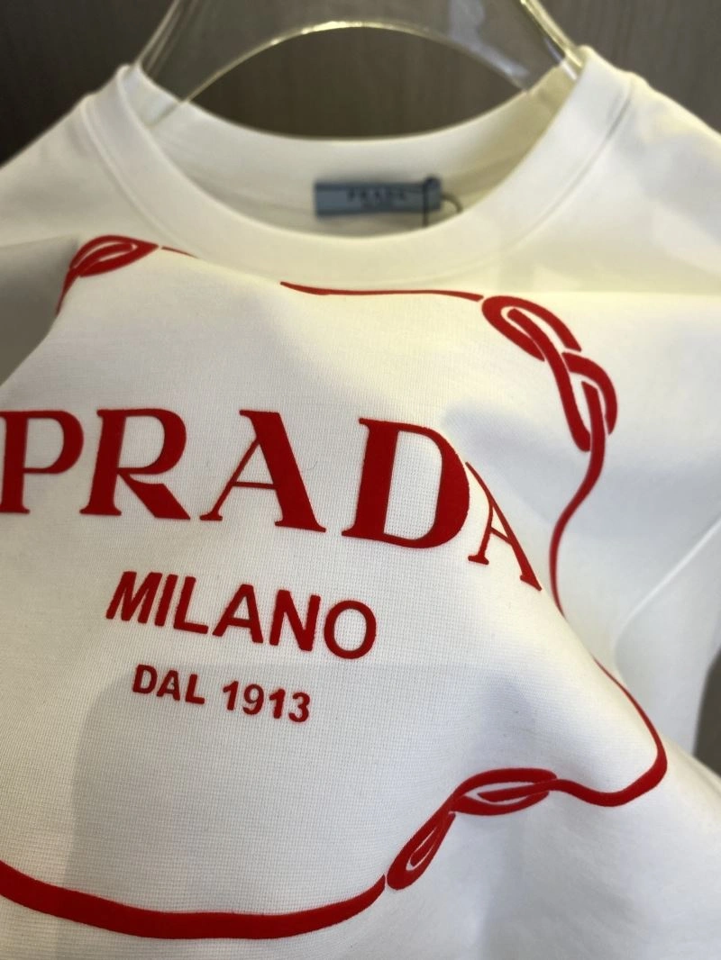 Prada T-Shirts Modern 169124