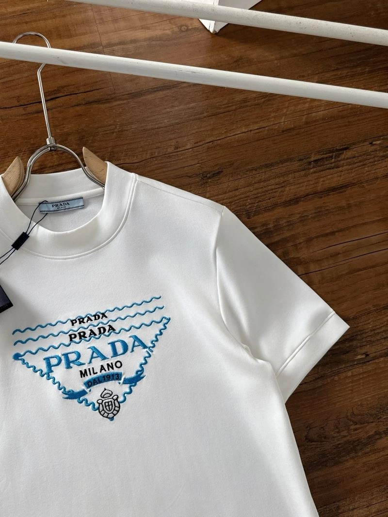 Functional Prada T-Shirts 169192