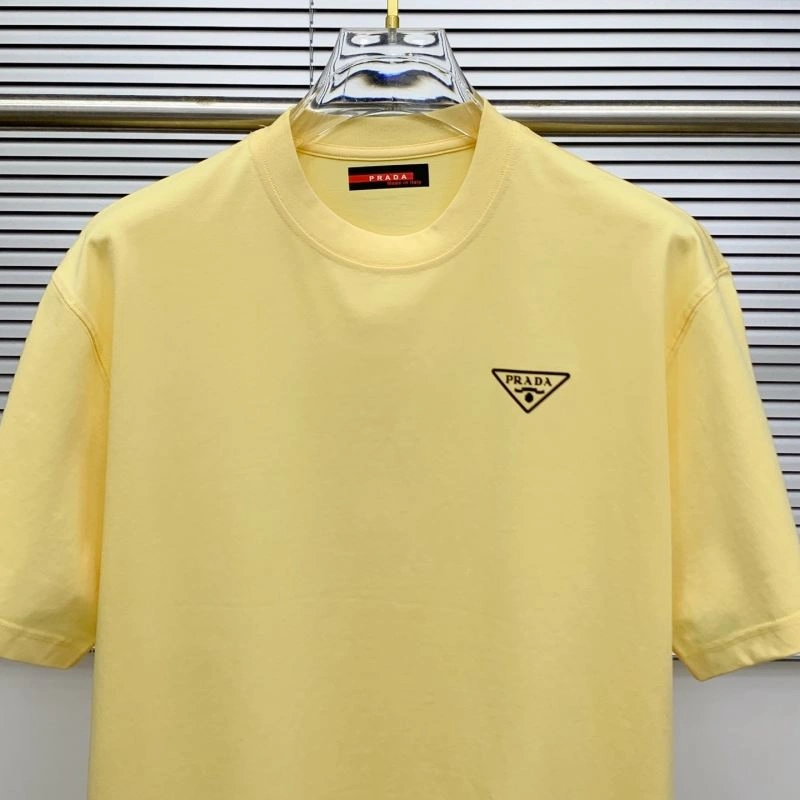 Classic Prada T-Shirts 169099