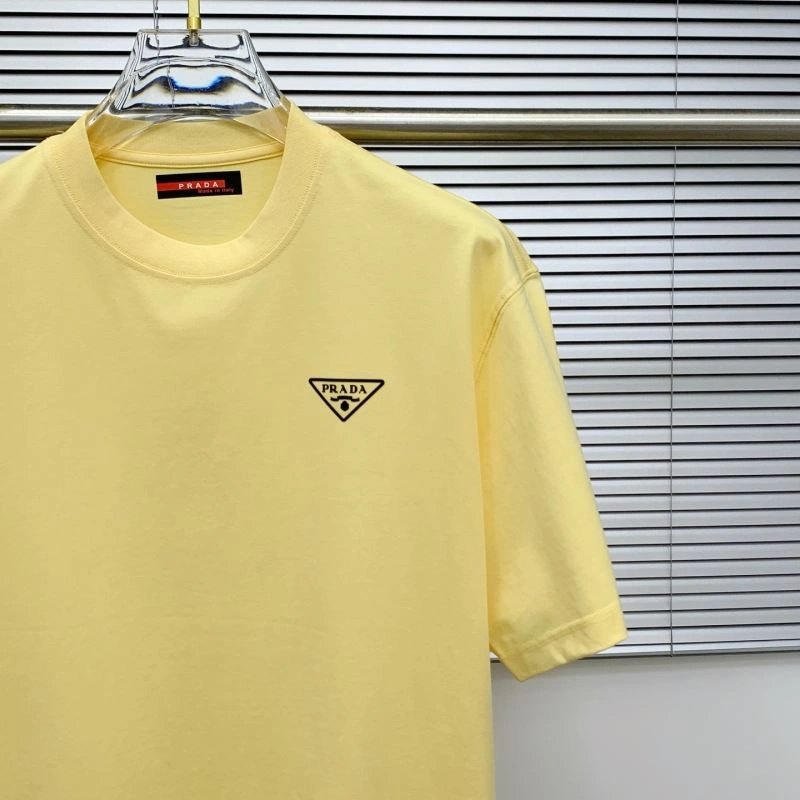 Classic Prada T-Shirts 169099