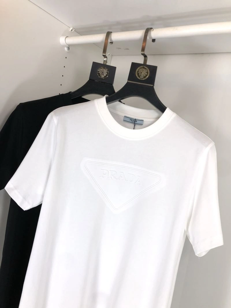 Prada T-Shirts Fashionable 169091