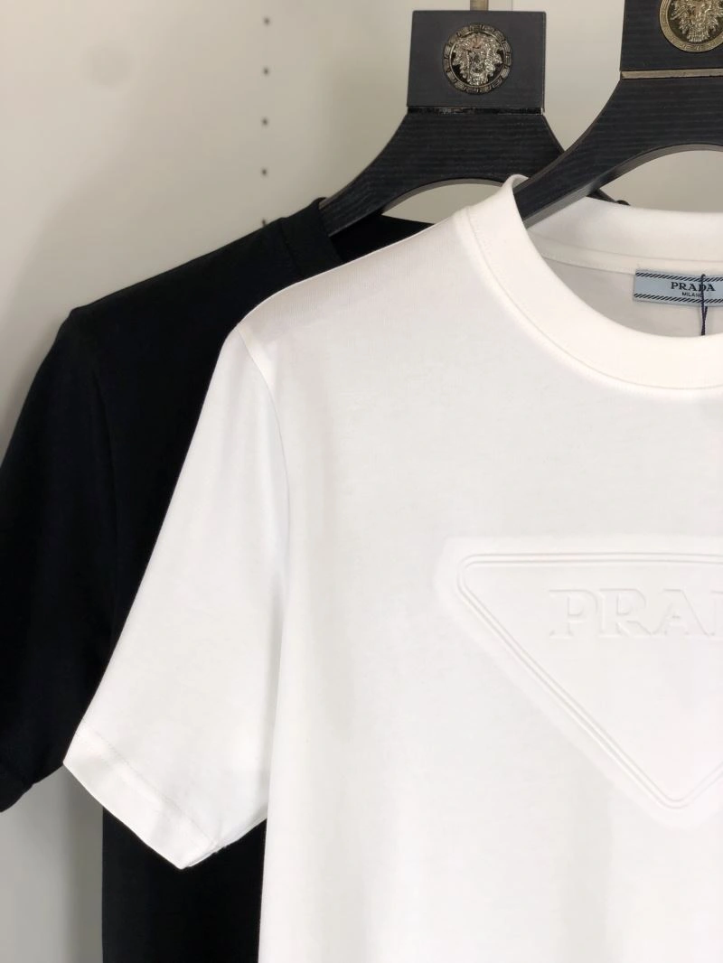 Prada T-Shirts Fashionable 169091