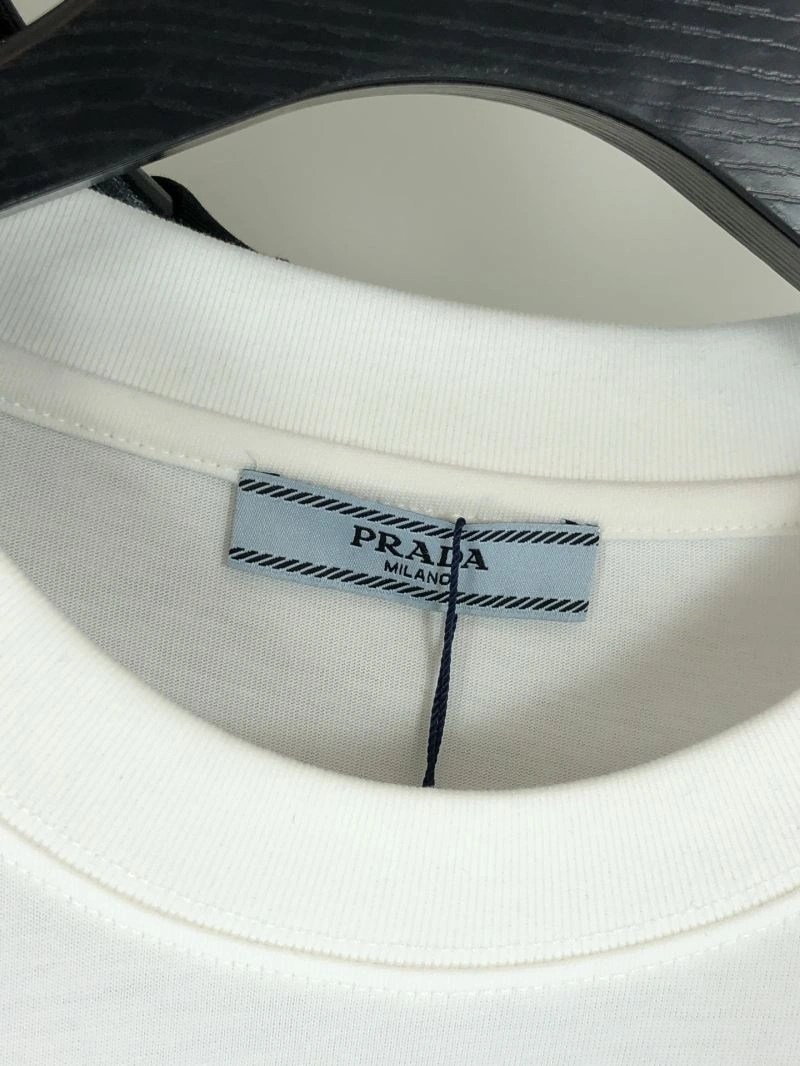 Prada T-Shirts Fashionable 169091