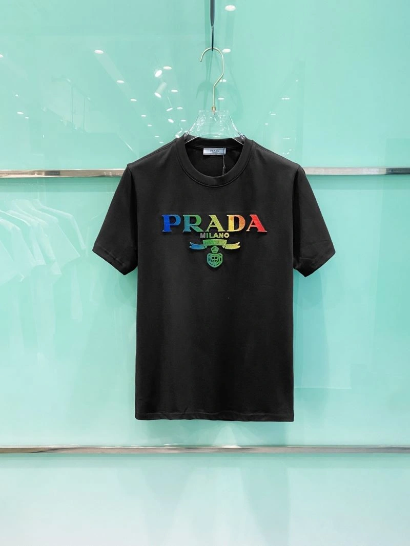 Prada T-Shirts Trendsetting 169080