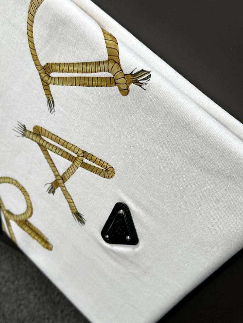 FreshLook Prada T-Shirts 169078