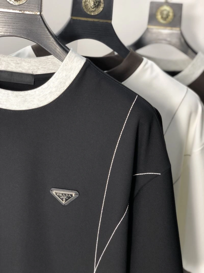 Prada T-Shirts Cozy 169071