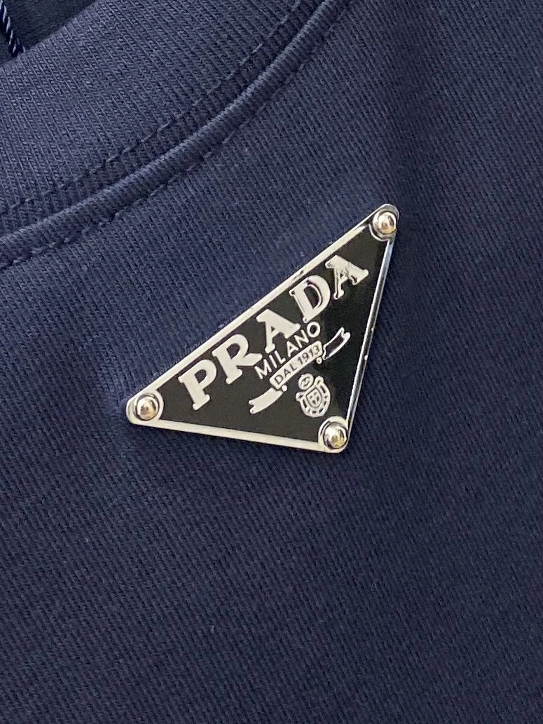 Attractive Prada T-Shirts 169070